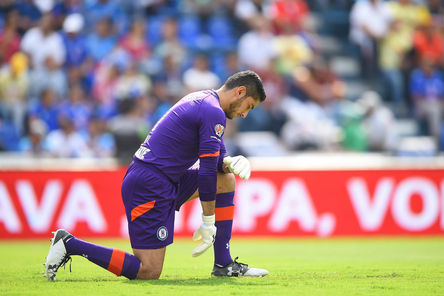 Corona en el duelo contra el América de la jornada 8 del Apertura 2016 