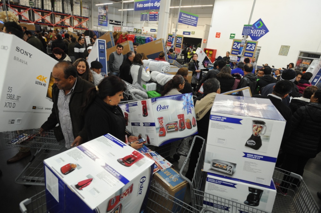 Los electrodomésticos como microondas, licuadoras y televisores fueron los artículos preferidos de los consumidores.