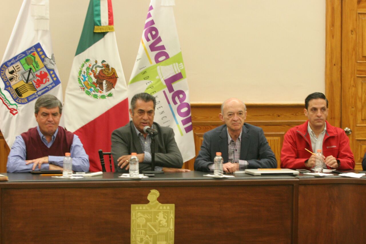 El Gobierno del Estado y diputados locales se reunieron en privado. 