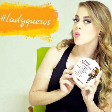 Alejandra Brambilia, 'Lady Quesos', lanza en redes sociales venta de quesos "con causa".