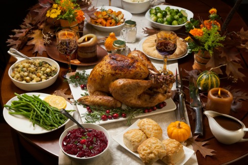 Una cena tradicional de Thanksgiving. 