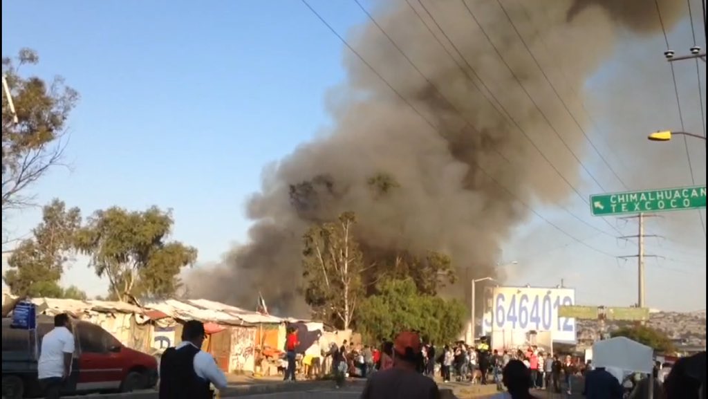 El humo pudo verse desde distintos puntos.