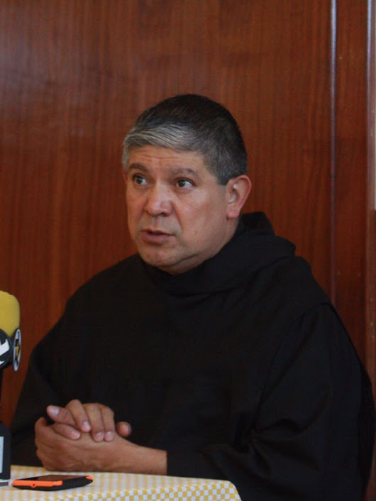 Fray Omar Solís.