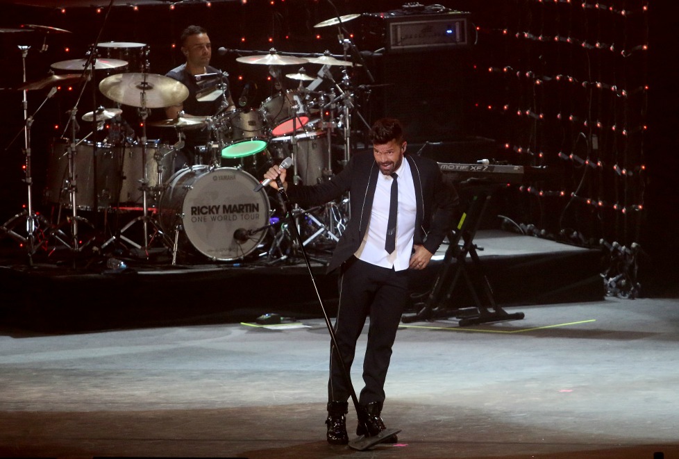 Ricky Martin cautivó a los miles que se dieron cita en el Auditorio Telmex. 