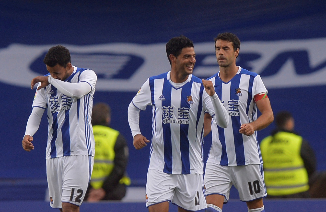 Carlos Vela en un partido con la Real Sociedad