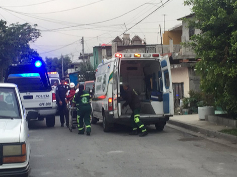 El hombre de 80 años fue trasladado al hospital después de su intento de suicidio 