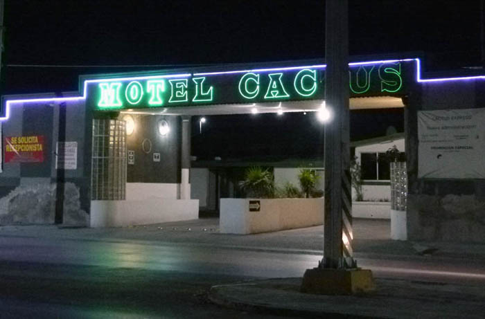 Sucedió en la habitación número 41 del motel Cactus.