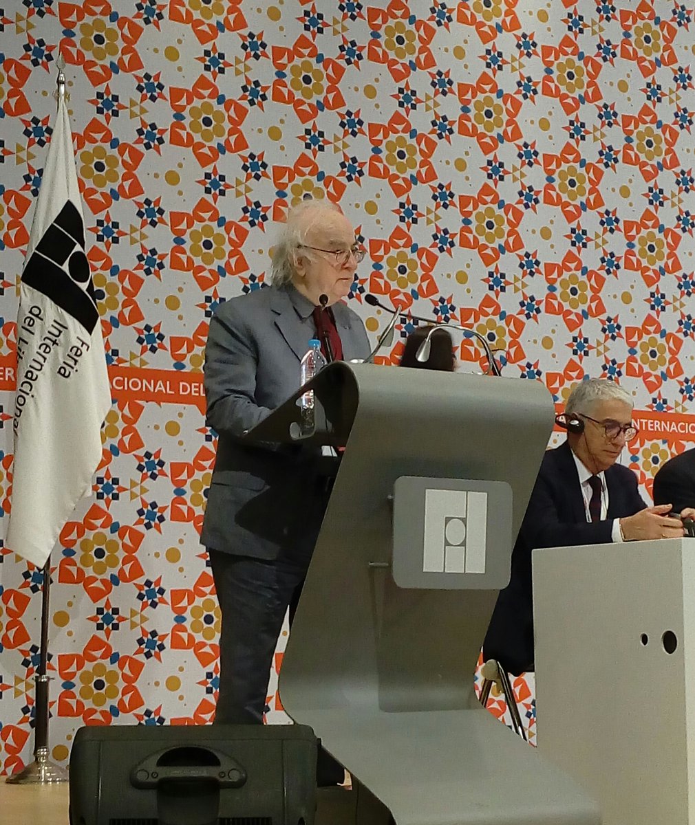 EL escritor rumano, Norman Manea, ganador del Premio FIL en Lenguas Romances 2016.