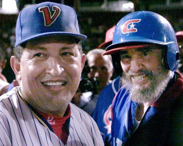Los ex presidente de Cuba y Venezuela, Fidel Castro y Hugo Chávez.