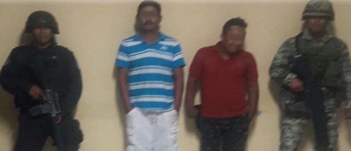 Los presuntos secuestradores se identificaron como Israel "N" de 28 años y Omar "N" de 25, los dos de Zihuatanejo.