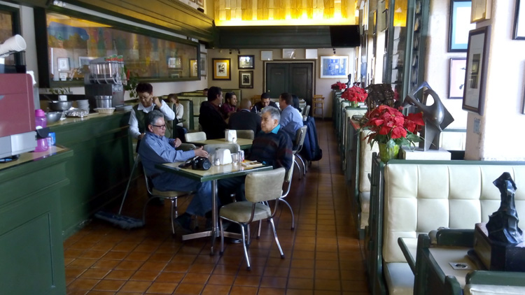 El restaurante tiene 74 años de vida en el centro de Zacatecas, fundado por Said Samán Farah en 1943.