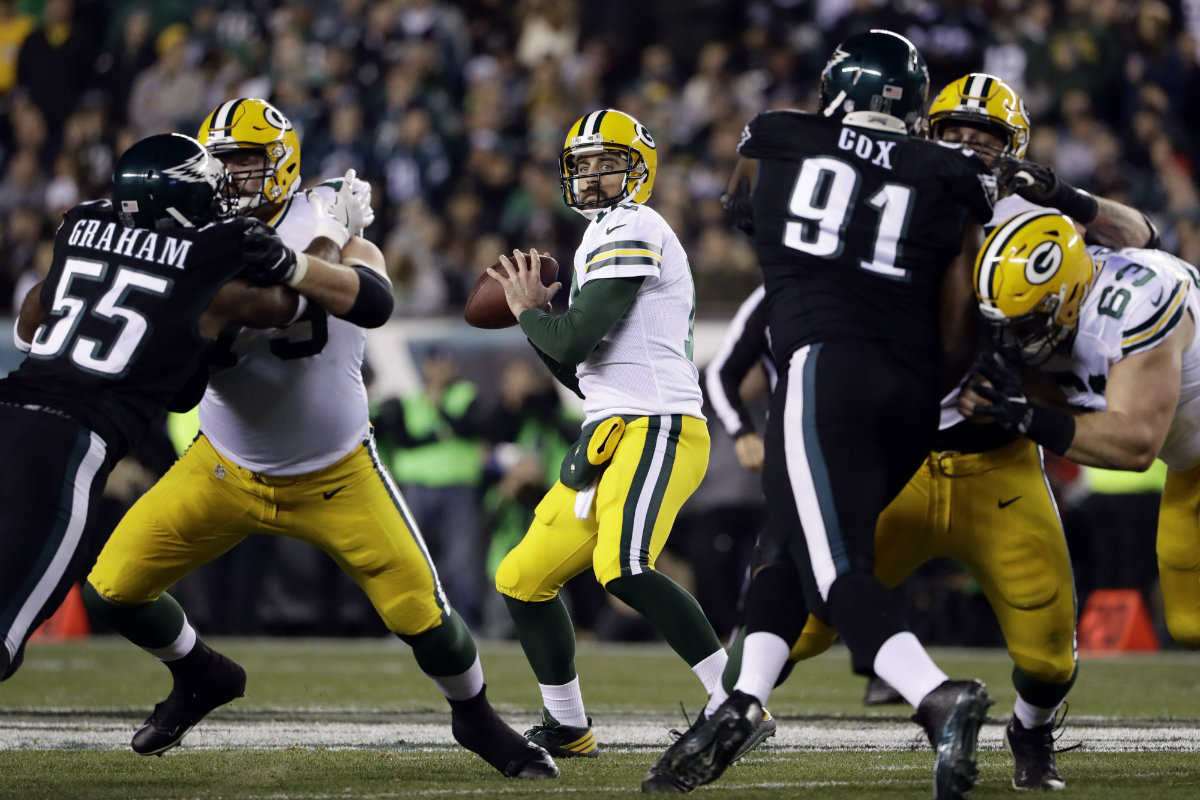 Aaron Rodgers le quitó el invicto en casa a las Águilas de Filadelfia