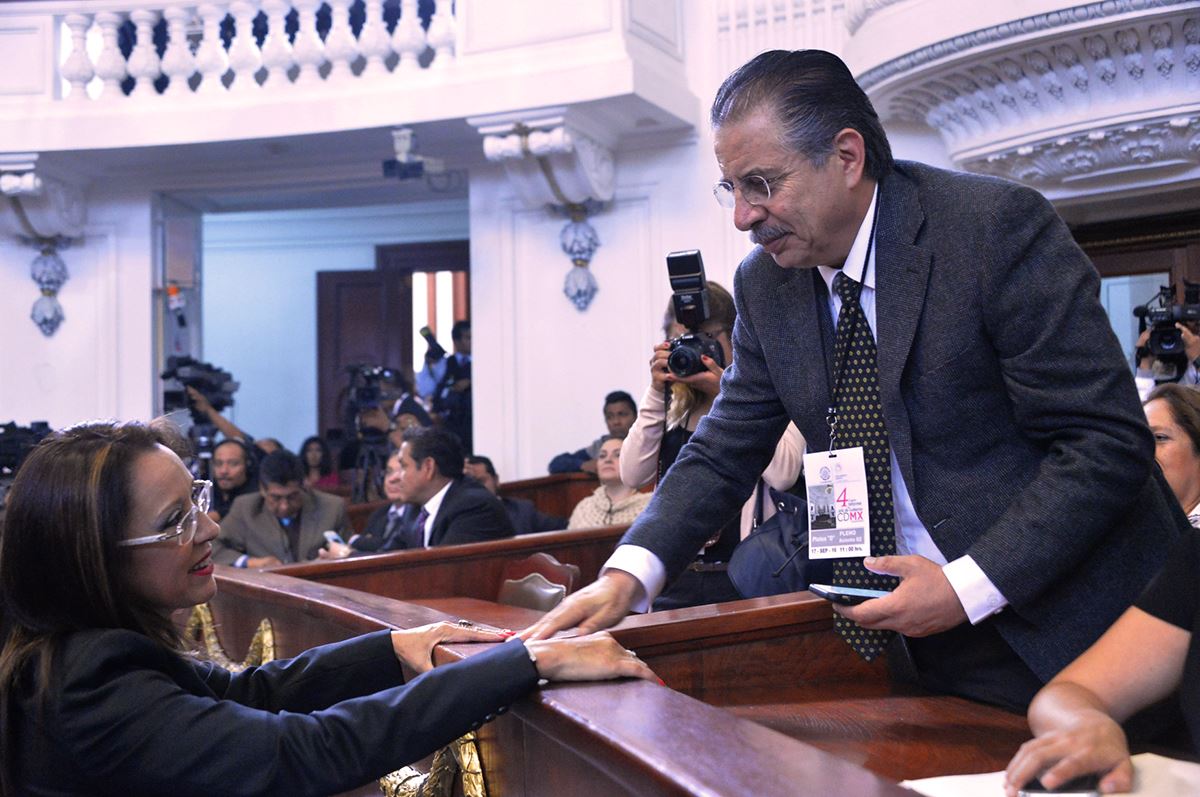 Jesús Ortega, constituyente del PRD, propuso crear la figura de ombudsman de participación urbana para la Ciudad de México.