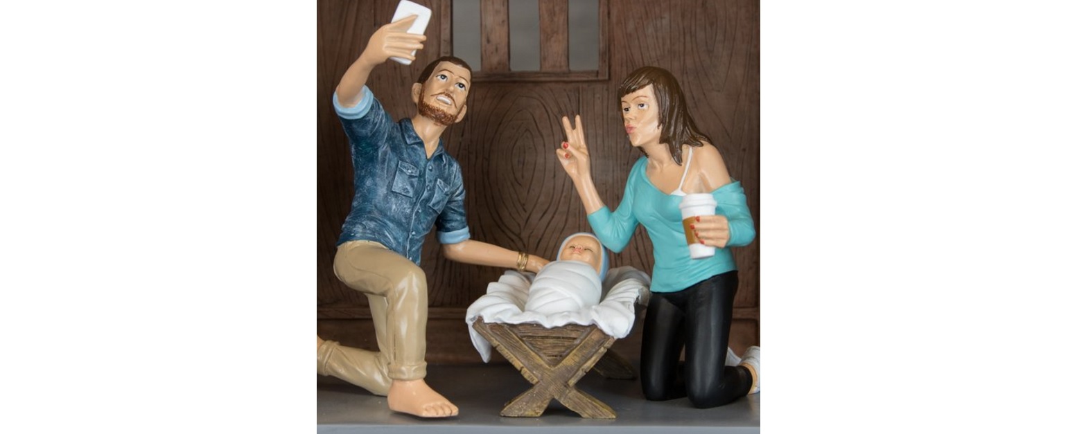 José y María posan para una selfie.