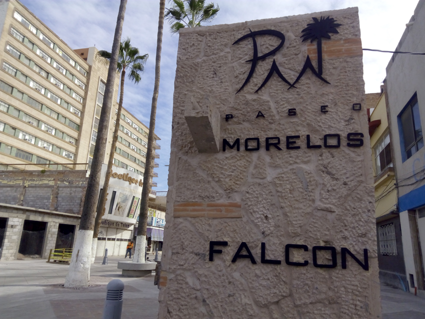 En las fuentes se colocaron los nombres de las calles.