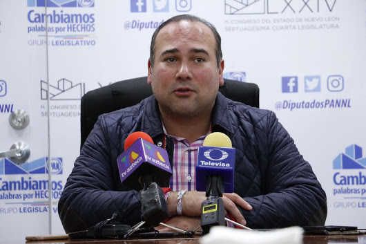 Arturo Salinas comentó además que se entregó la fe de erratas por pifias en los pagos de amortización de deuda y por la distribución de fondos para lo
