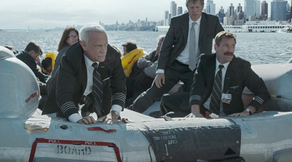 Sully es una película que cumple sin meterse en demasiados problemas.
