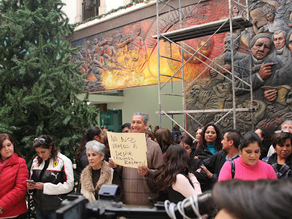 El sindicato de trabajadores en el Congreso de Durango, realizó un paro de labores.