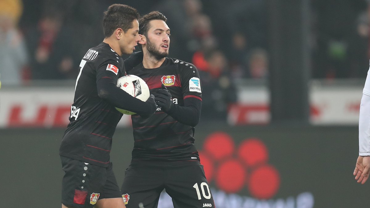 'Chicharito' falló un penal 