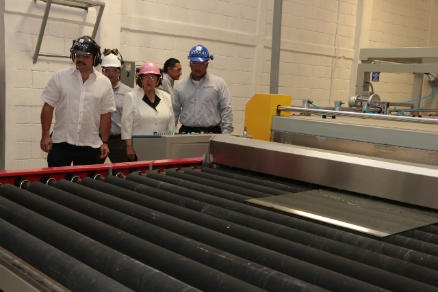 Empresa Izoglass Tampico