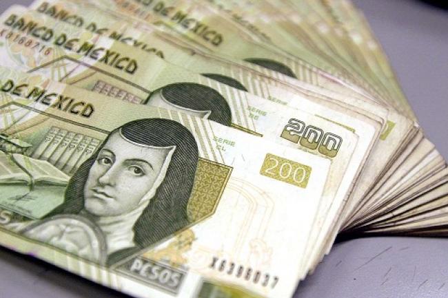 La cifra prevista al cierre del año es erogar hasta 3 mil 914 millones de pesos para el pago del servicio de la deuda pública.