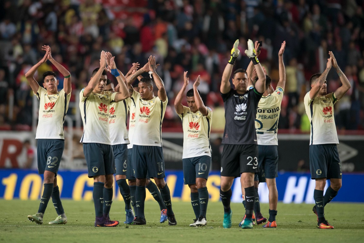 Los jugadores azulcremas agradecen el apoyo a su afición