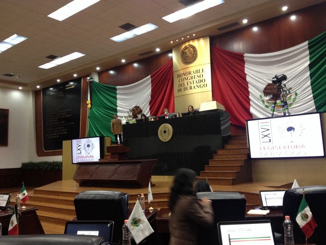 En Durango se mantiene en análisis la petición de juicio contra Apolonio Betancourt.