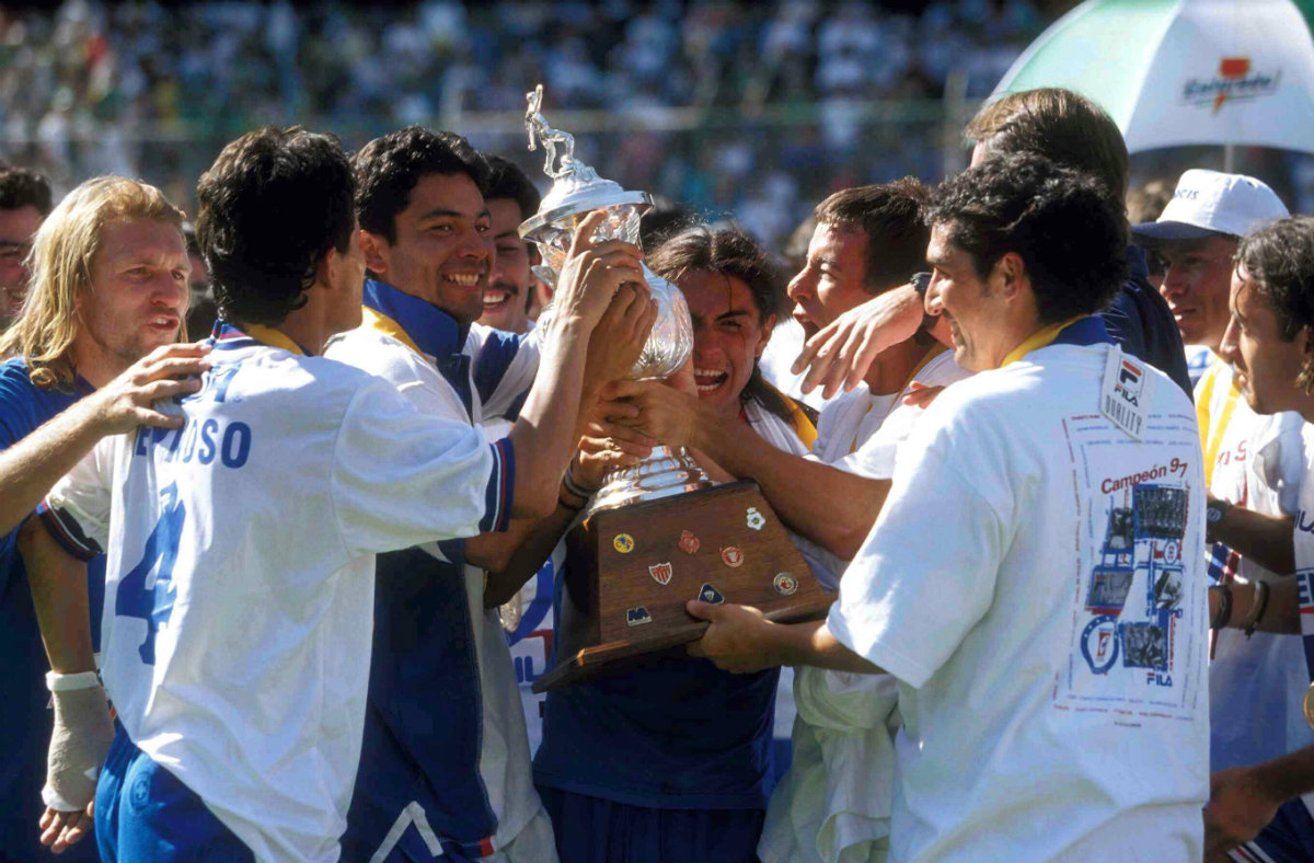 Los jugadores de Cruz Azul festejan su último título de Liga