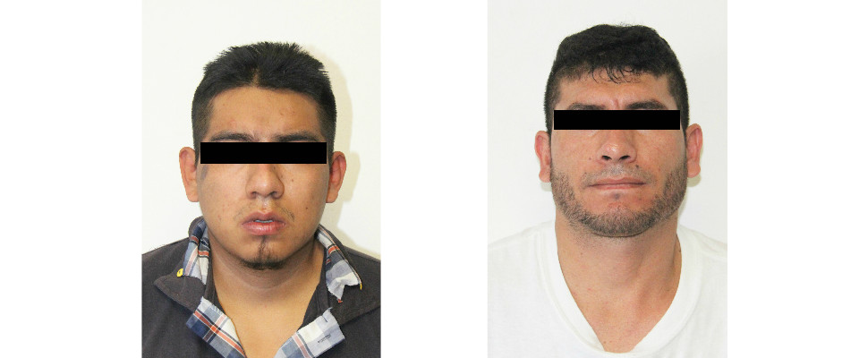 Los detenidos fueron asegurados con el arma con la que intentaron asaltar el negocio.