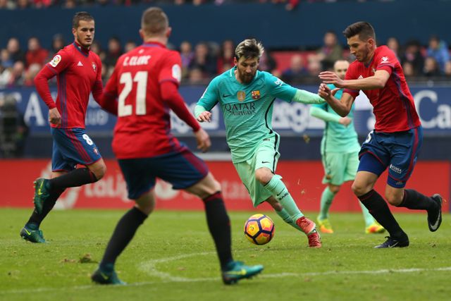 Leo Messi fue uno de los que ayudó al Barcelona a vencer al Osasuna.