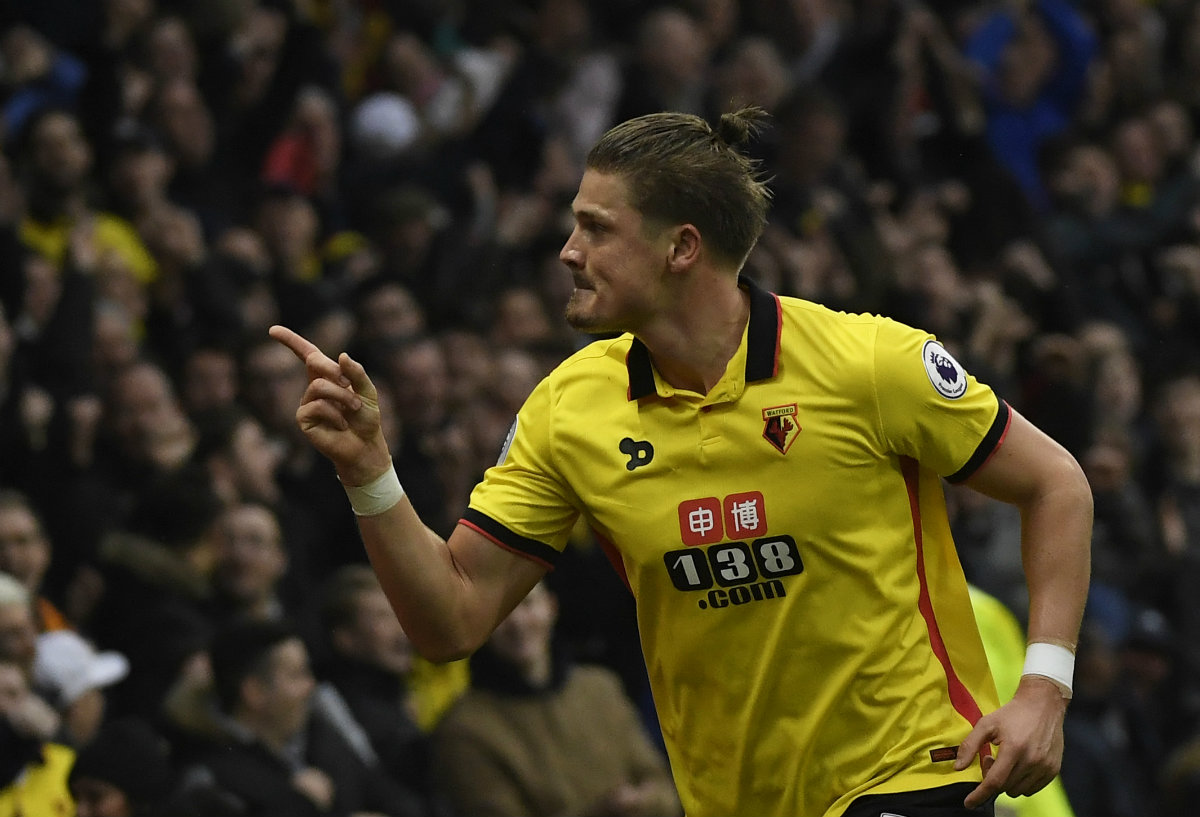 Sebastian Prodl festeja el segundo gol ante Everton