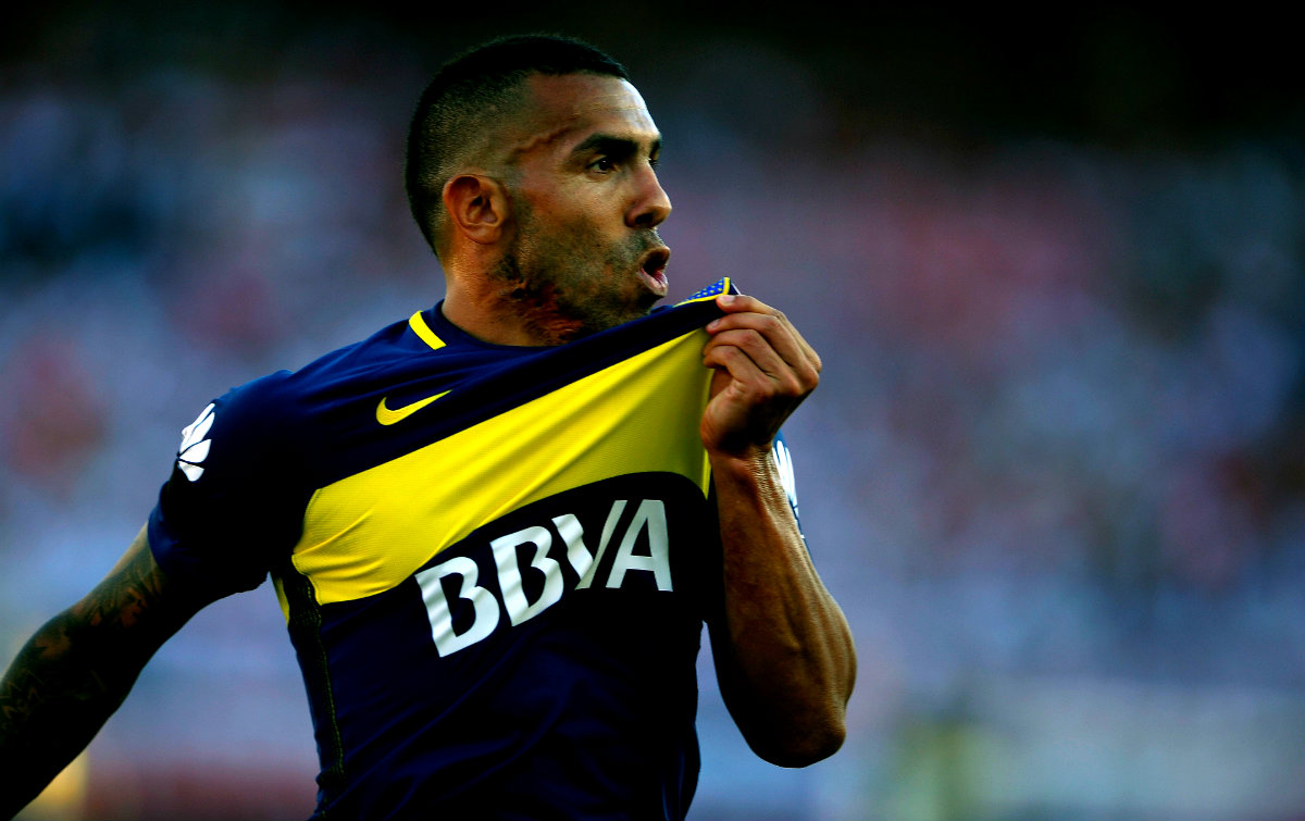 Tevez marcó doblete y dio el triunfo a Boca sobre River