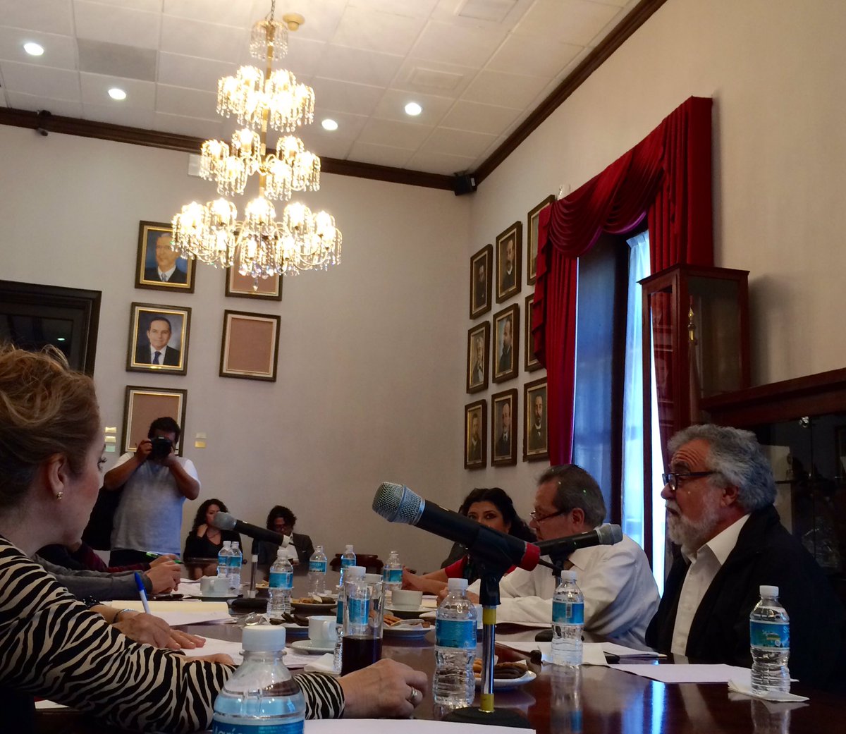 La Mesa de Consulta, que integran los coordinadores parlamentarios en la Asamblea Constituyente, determinarán las fechas para que entre en receso ese 