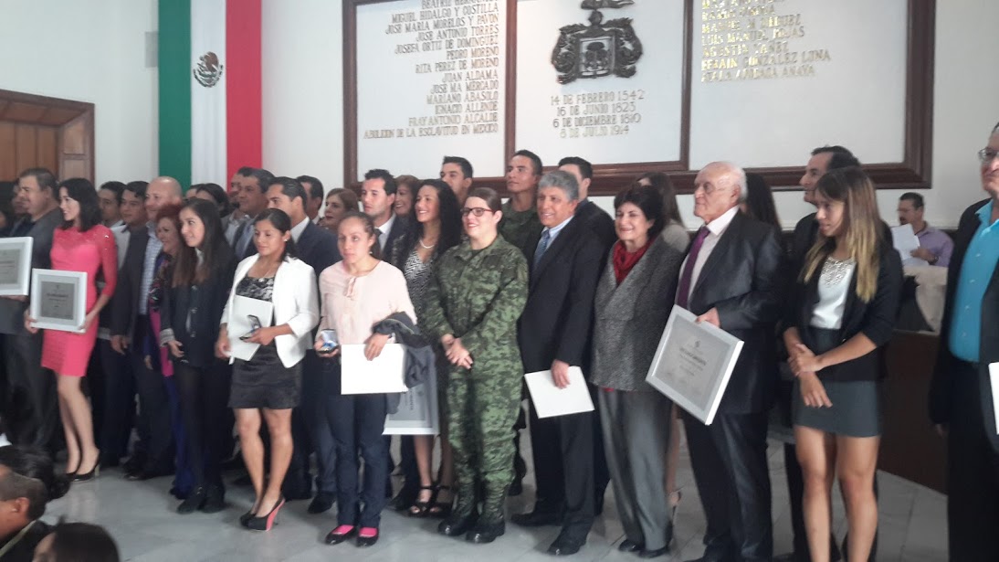 En total fueron 42 medallas, 16 becas y 21 reconocimientos los que se entregaron en la sede del Ayuntamiento de Guadalajara a las personalidades depor