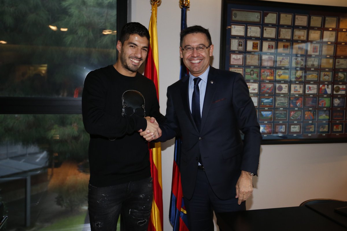 Luis Suárez firmó una extensión de contrato hasta el 2021
