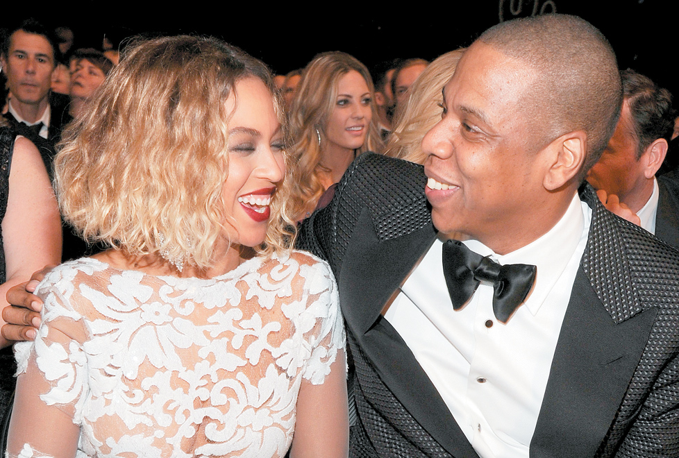 Hace algunos años Beyoncé sobrepasó los límites para el Día del Padre regalándole a su esposo Jay Z un jet. El Bombardier Challenger 850 estuvo valora