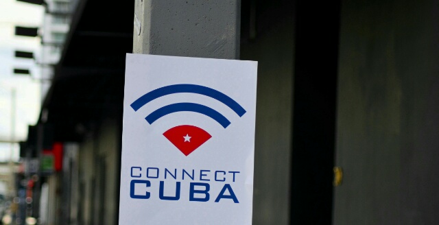 La conexión a internet será más barata en Cuba a partir de este lunes