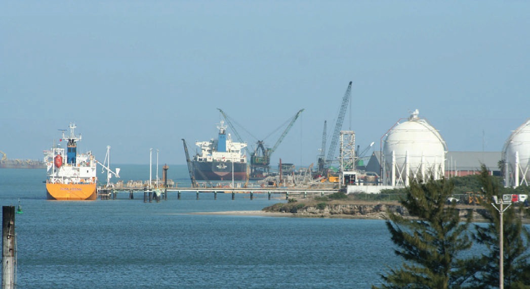 Hay proyectada inversión federal para el puerto de Altamira, así como en su aduana.