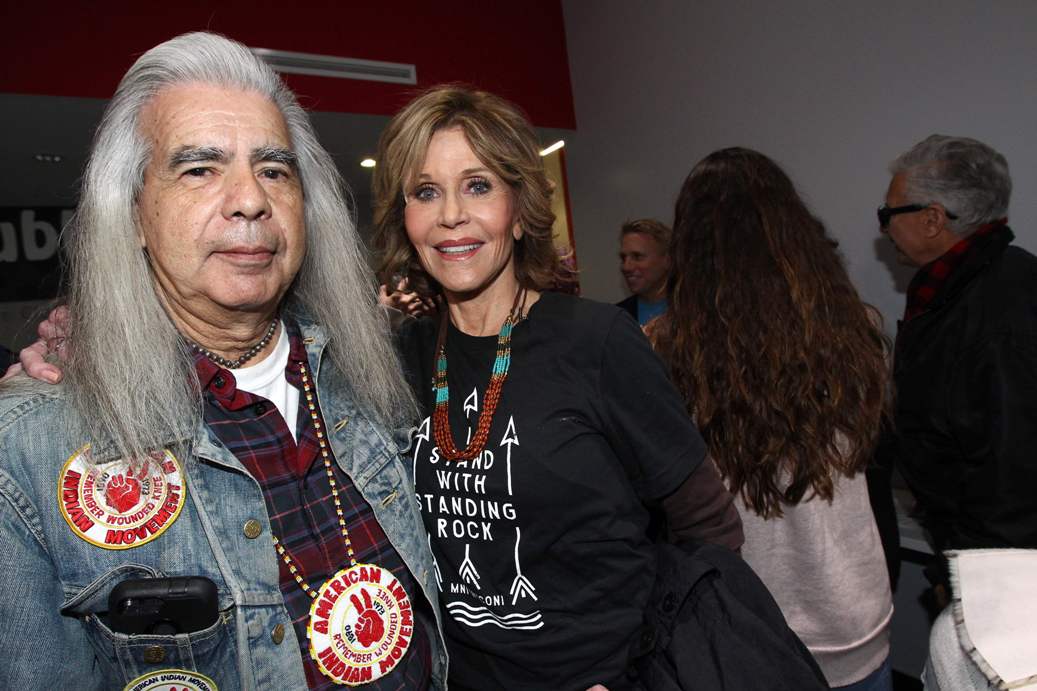 Jane Fonda apoya las protestas contra Wells Fargo. 