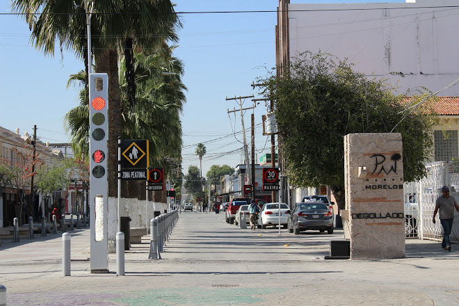 El Paseo Morelos de Torreón espera mayor afluencia de visitantes en la víspera de navidad.