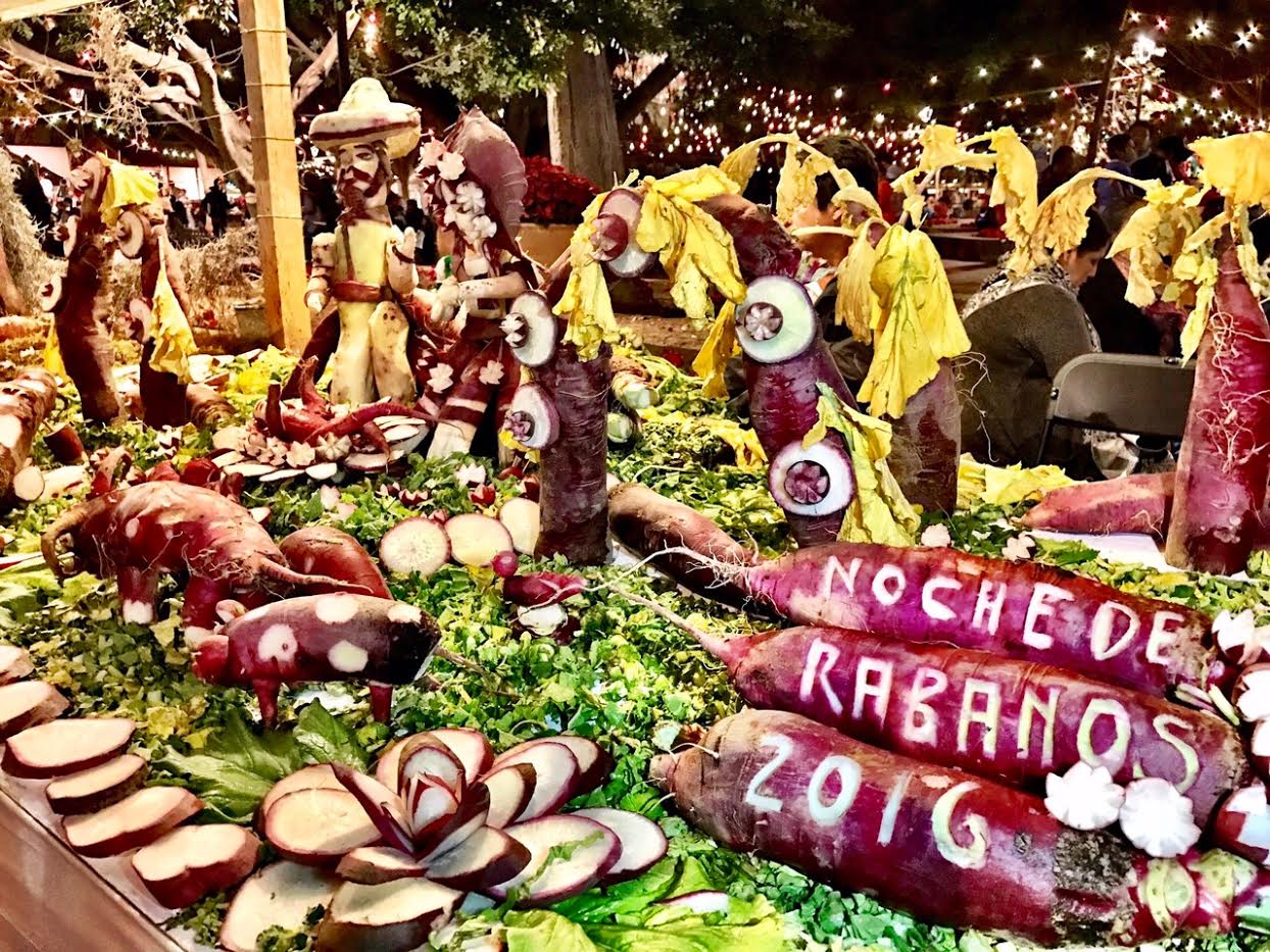 Se realizó la edición numero 119 de la tradicional Noche de Rábanos, en Oaxaca, Oaxaca.