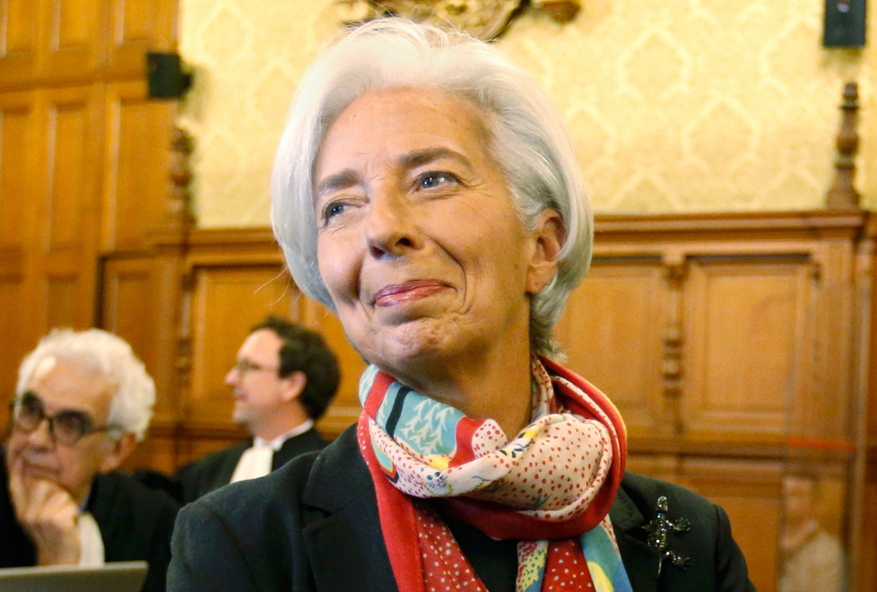 Cambiar a Christine Lagarde sería complejo por el rescate financiero griego y la elección de Donald Trump.