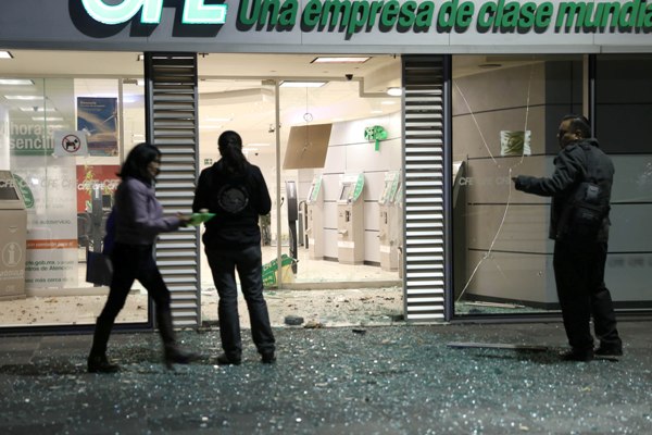 La Procuraduría de la CdMx ya investiga el ataque a la CFE.