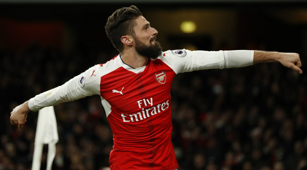 Olivier Giroud festeja el gol de la victoria