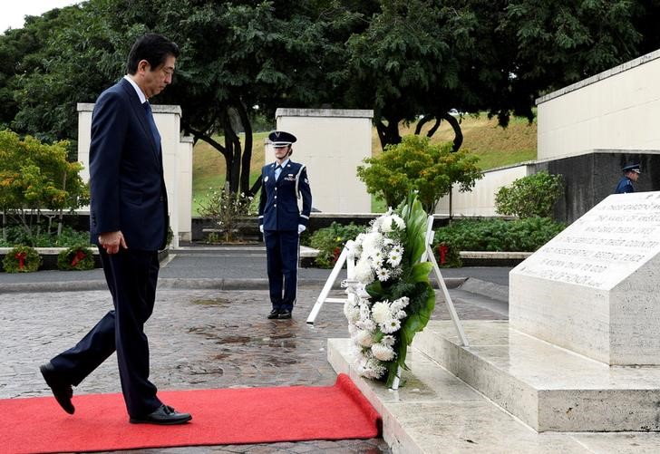 Abe no pedirá disculpas por el ataque sorpresa a la base de Pearl Harbor, el 7 de diciembre de 1941.