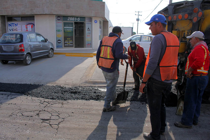 El Sistema Integral de Mantenimiento Vial tendrá recorte de 20 mdp para el 2017.