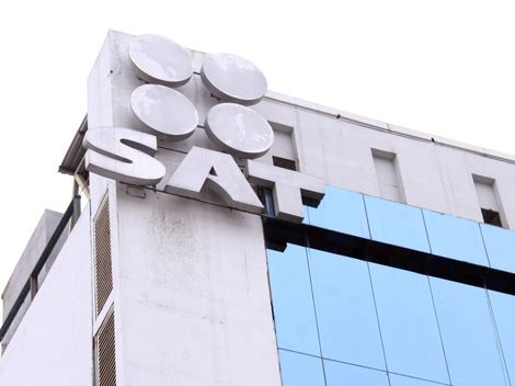 De acuerdo con la Ley del Impuesto Sobre la Renta (ISR), las personas físicas pueden deducir de impuestos hasta el 7 por ciento de sus ingresos. 