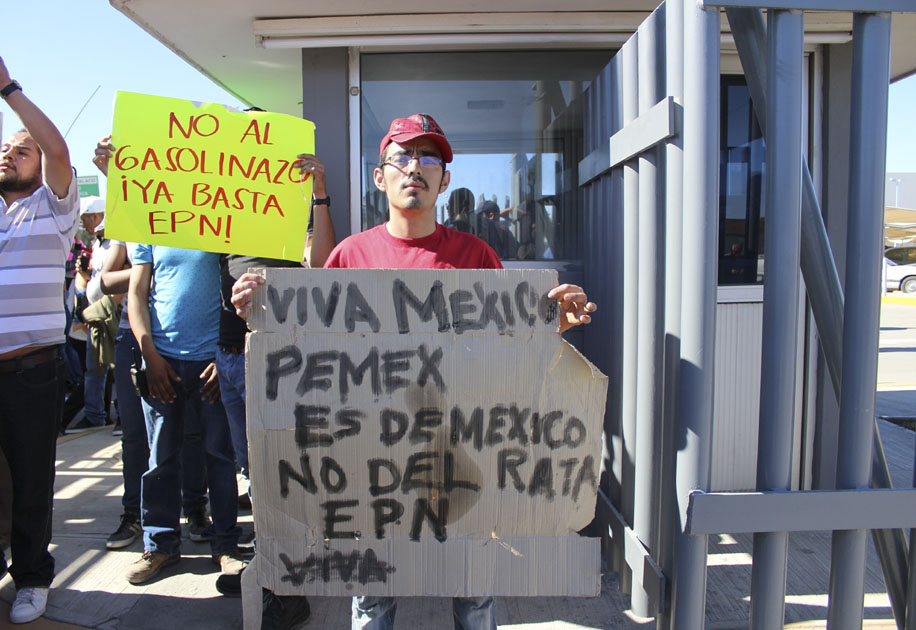 Jesús Reyes, originario de Torreón, se unió a la marcha a pesar de no usar un medio de transporte automotriz.