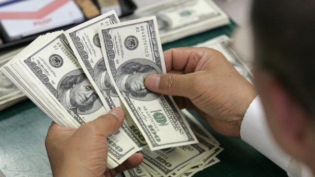 "El tipo de cambio ha oscilado en 20.3 pesos por dólar y se ha mantenido estable en estas semanas", subraya Vázquez Camarena.