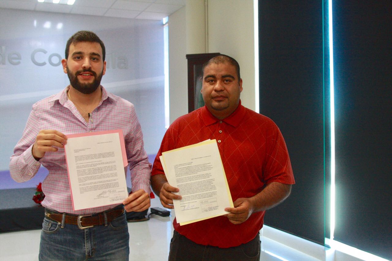 Carlos Espinoza Domínguez "El Panda" y Alfonso Danao.